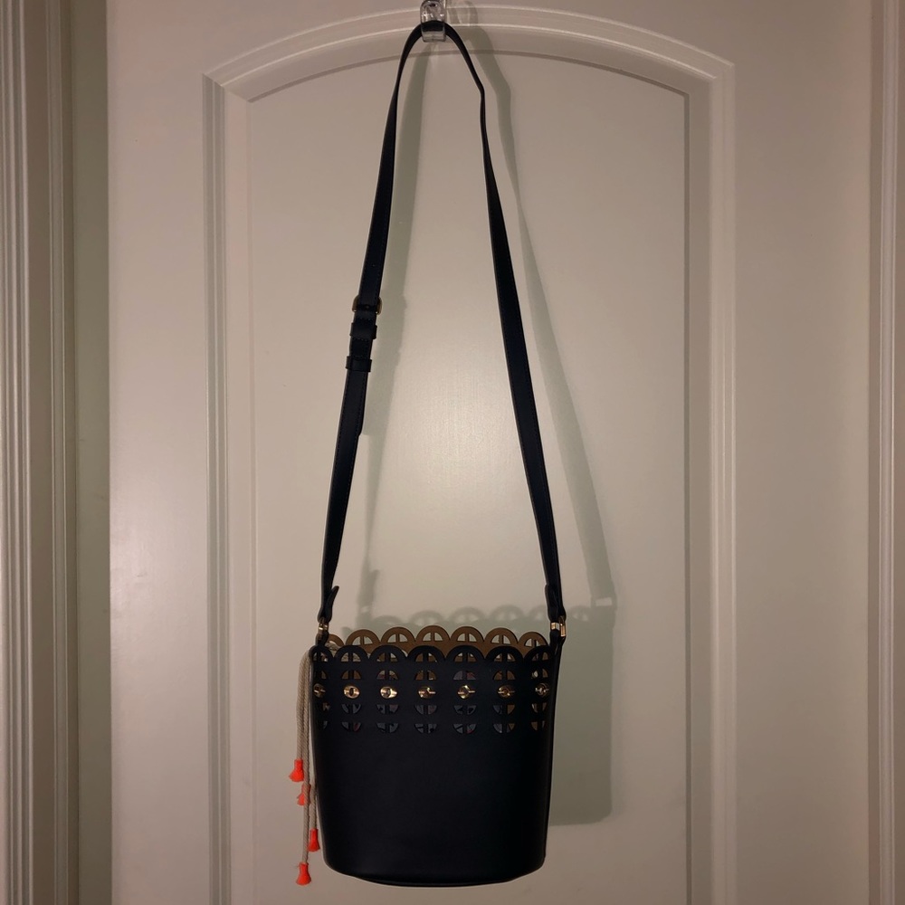 Super unique and cute purse!